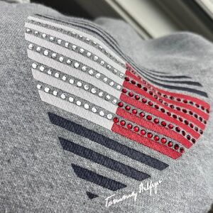 Tommy Hilfiger patriotic heart hoodie